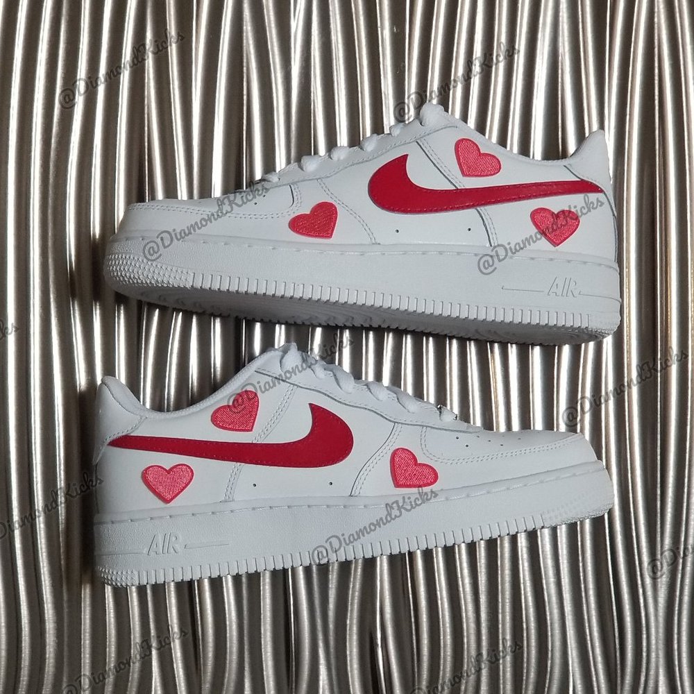 Nike Air Force 1 Custom Hearts - Picture 6 of 7